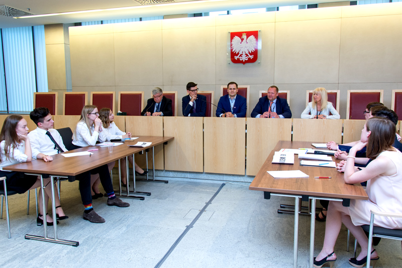 konkurs court watch debata finałowa.jpg